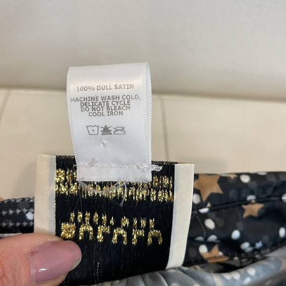 Nighty Night Oversized Button Down Blouse 100% Dull Satin - One Size - Picture 8 of 8